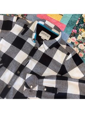 Orvis Classic Collection Woman’s Med Fleece Buffalo Checkered Shirt Jacket